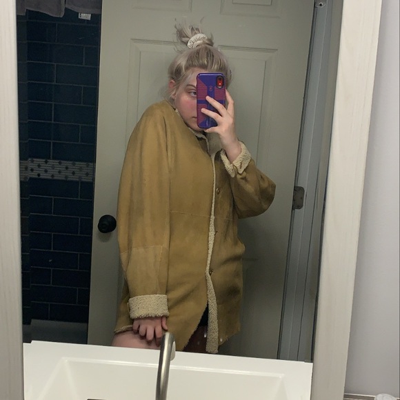 Maxfield Parrish sheepskin coat - Picture 2 of 2